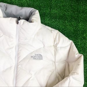 The North Face 550 White Puffer